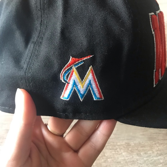 Miami Marlins flat brim hat - Picture 3 of 8